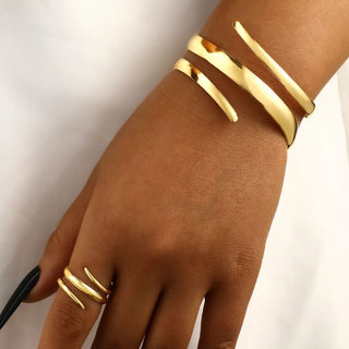 Gold Classic Jewelry Set