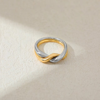 Gold Stainless Ring 7