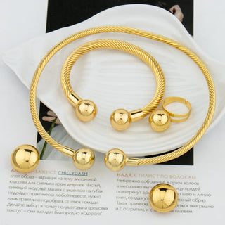 Gold Pendant Ring