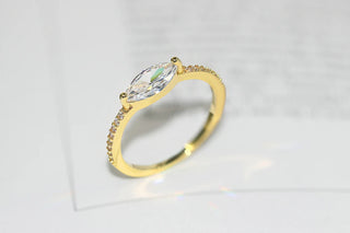 Zircon Gold Ring 8