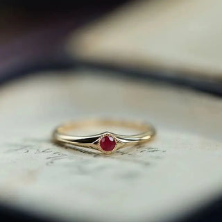 Zircon Gold Ring 13
