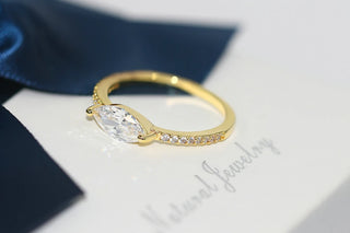 Zircon Gold Ring 8
