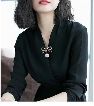 Pearl Gold Brooch