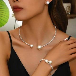 Pearl Classic Necklace
