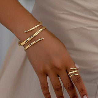 Gold Classic Jewelry Set