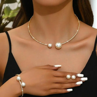 Pearl Classic Necklace
