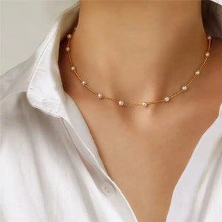 Pearl Gold Pendant Necklace