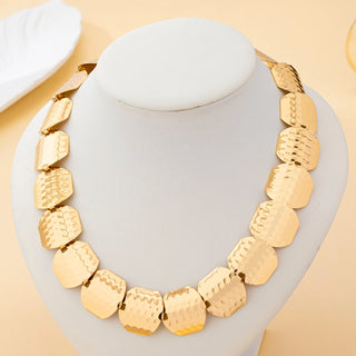 Geometric Round Necklace
