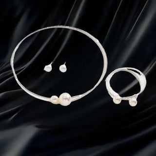 Pearl Classic Necklace